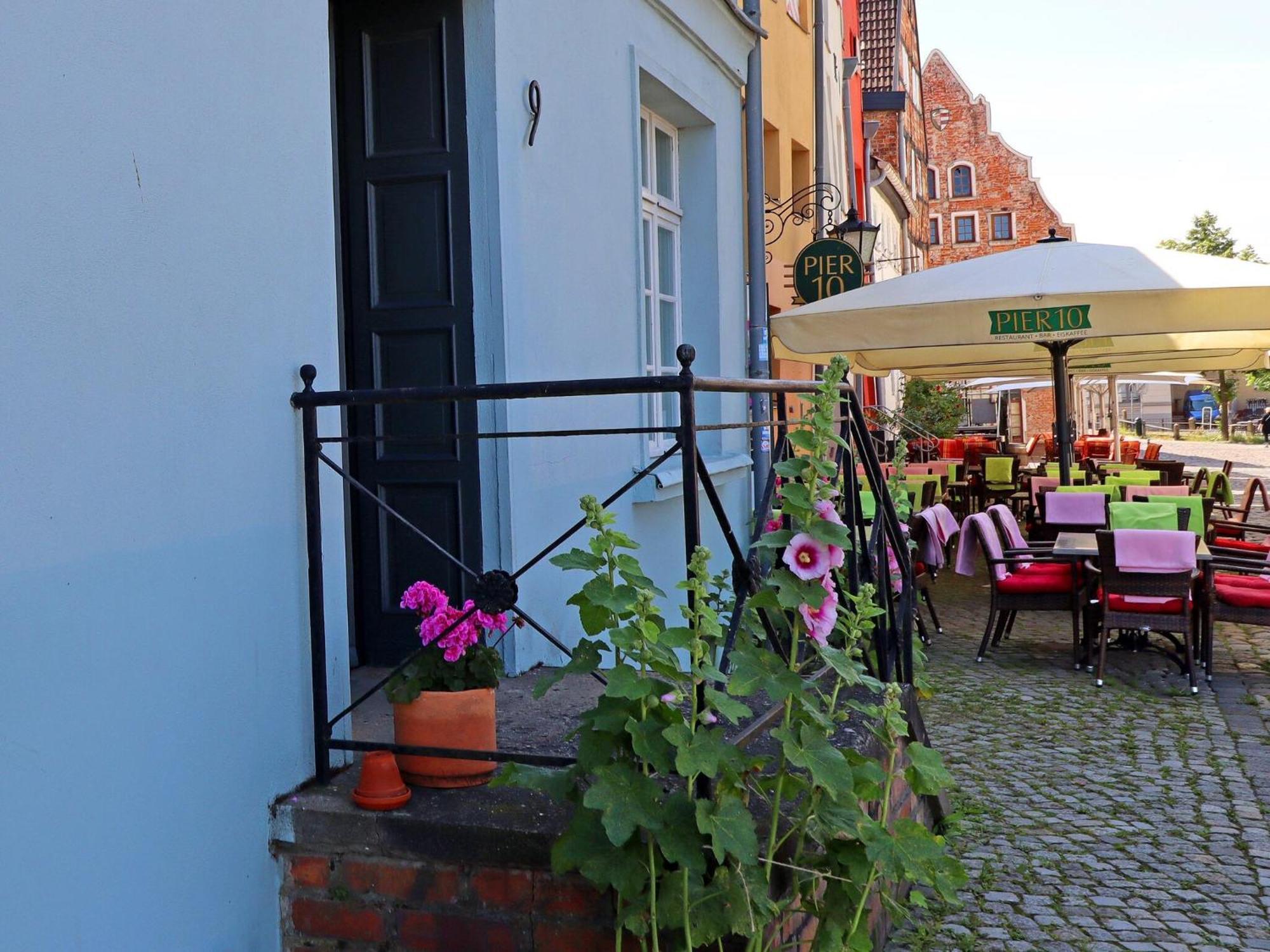 Apartment Modern With Garden In Wismar