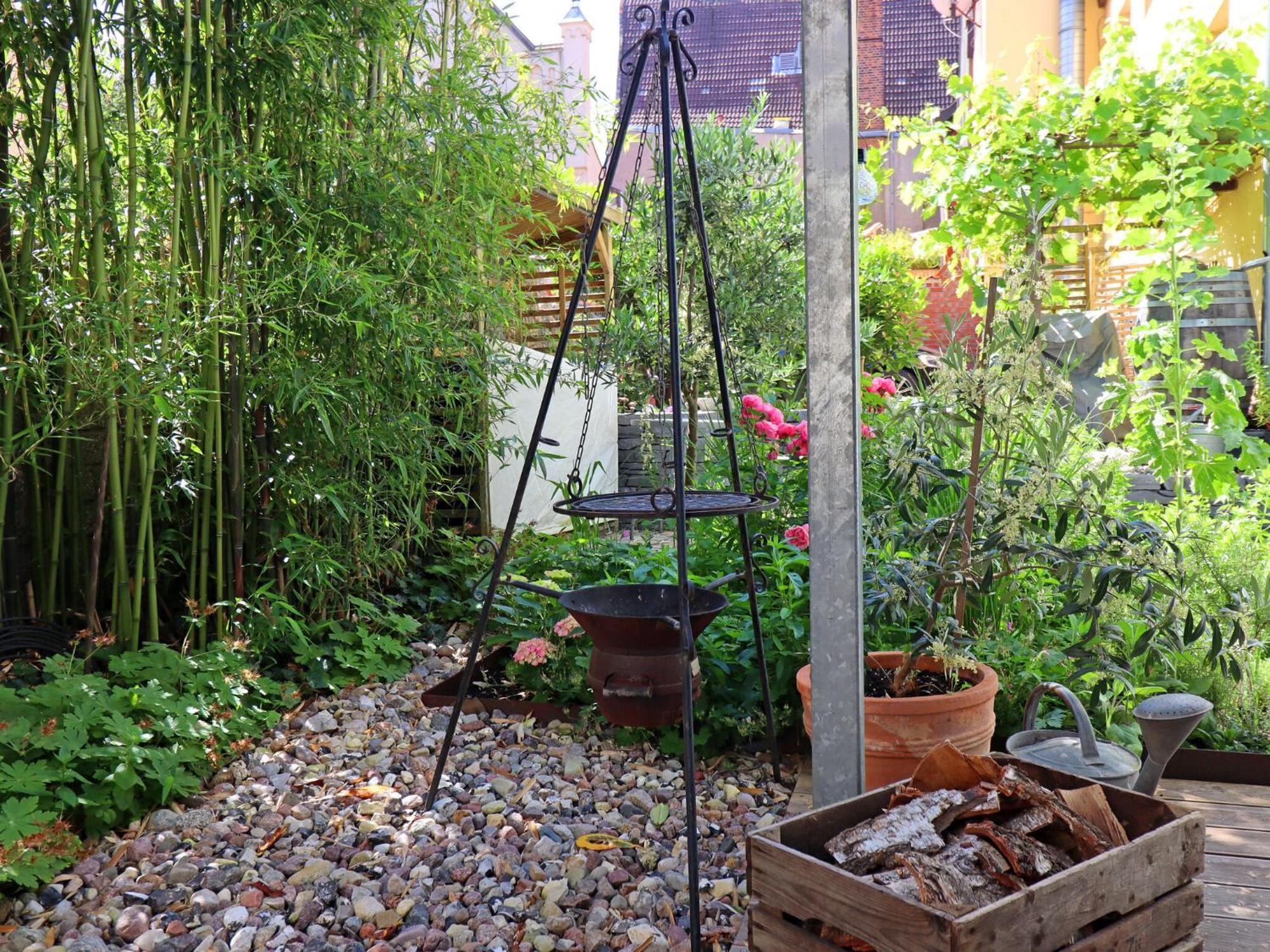Modern With Garden In *